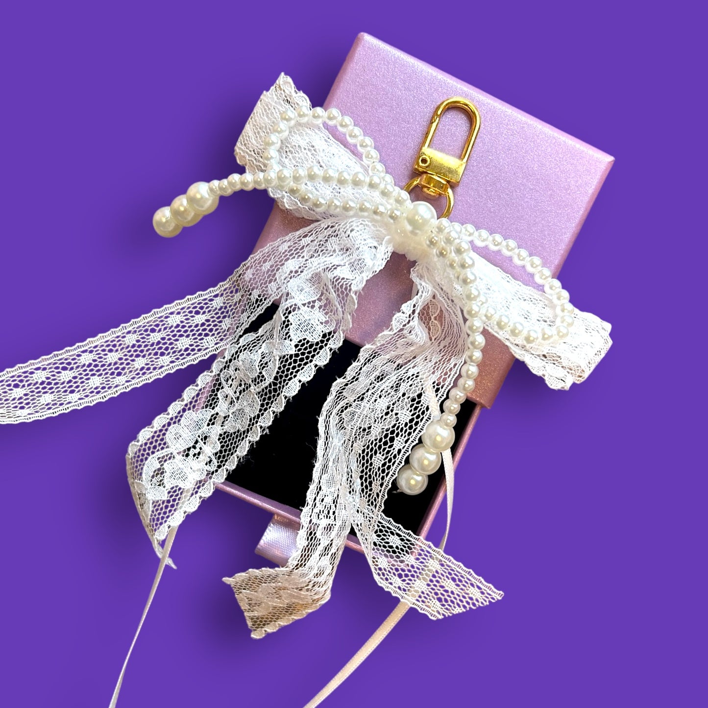 Lace Bow